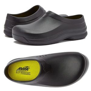 AVIA Women’s Avi-Flame SR Slip Resistant Clogs Black - Size: 8